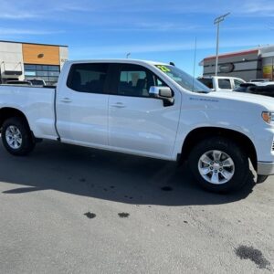 **2023 CHEVY SILVERADO 1500 LT**