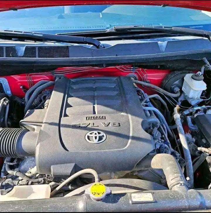 2012 Toyota Tundra Grade Regular Cab 4x4 - Image 6