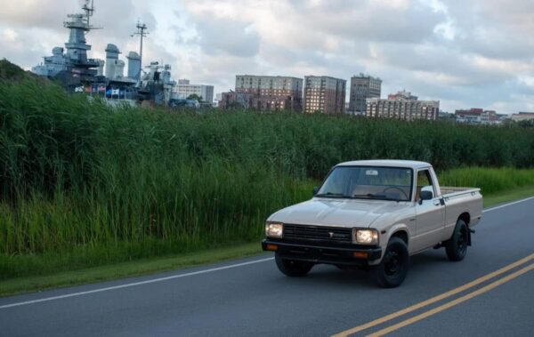 name: 32k-Mile 1982 Toyota Pickup 4-Speed - Image 10