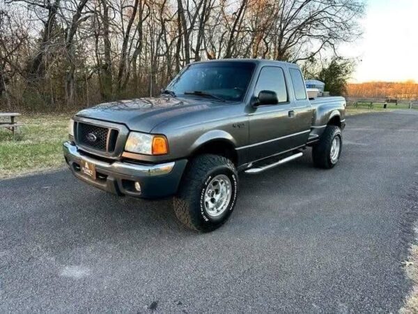 2004 Ford Ranger 4x4 - Image 2