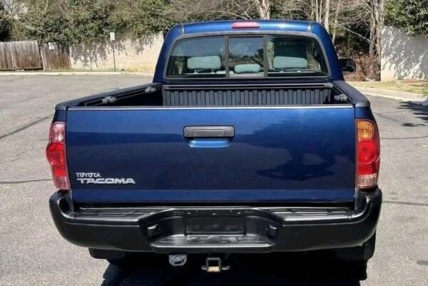 2008 Toyota Tacoma Regular Cab 4x4 - Image 4