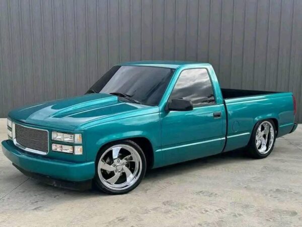 1995 chevy Silverado. - Image 6