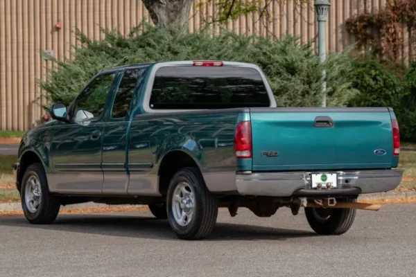 1998 Ford F-150 XLT SuperCab - Image 4