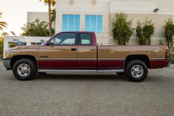 1996 Dodge Ram 2500 Laramie SLT Club Cab Cummins - Image 3