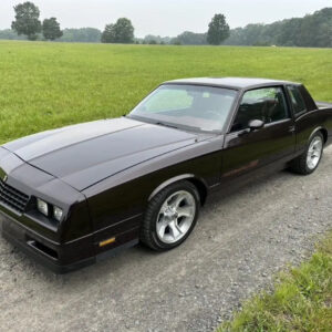 Modified 1985 Chevrolet Monte Carlo SS 5-Speed